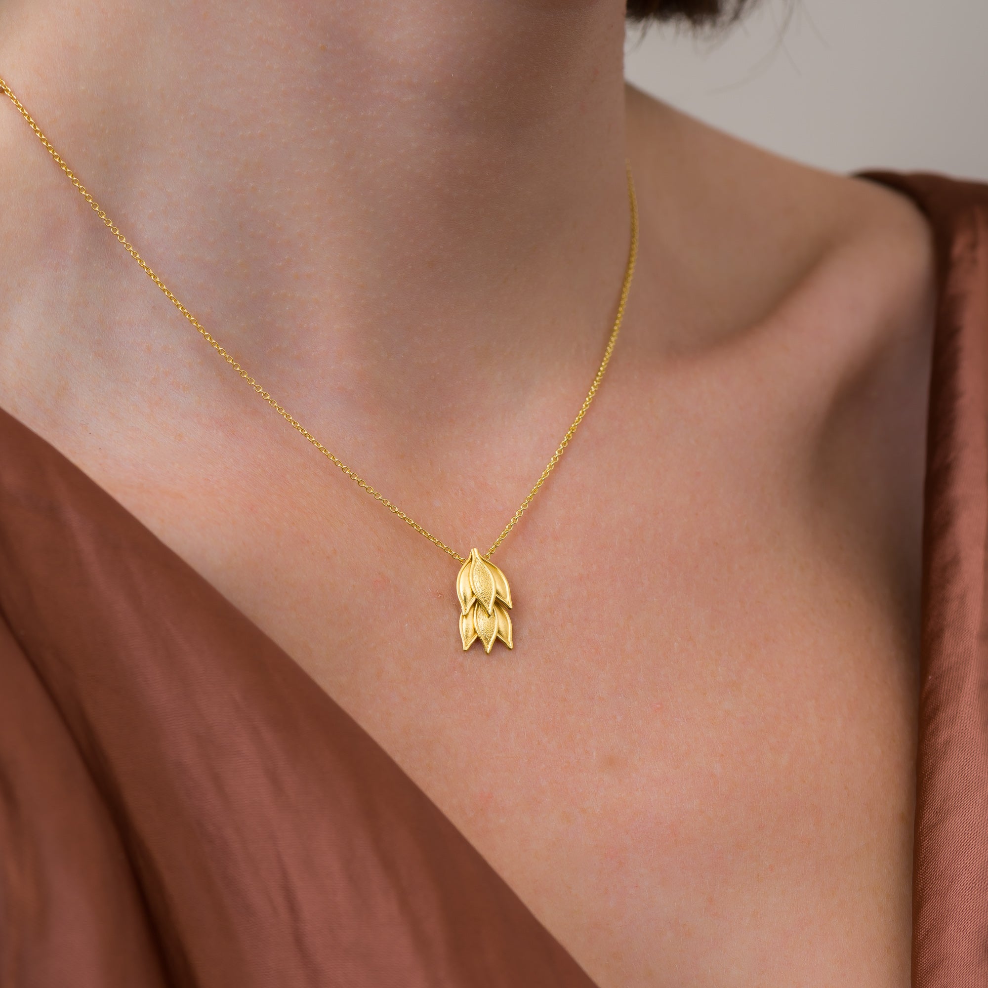 18K Byzantine Gold Laurel Pendant Odysseus Jewelry