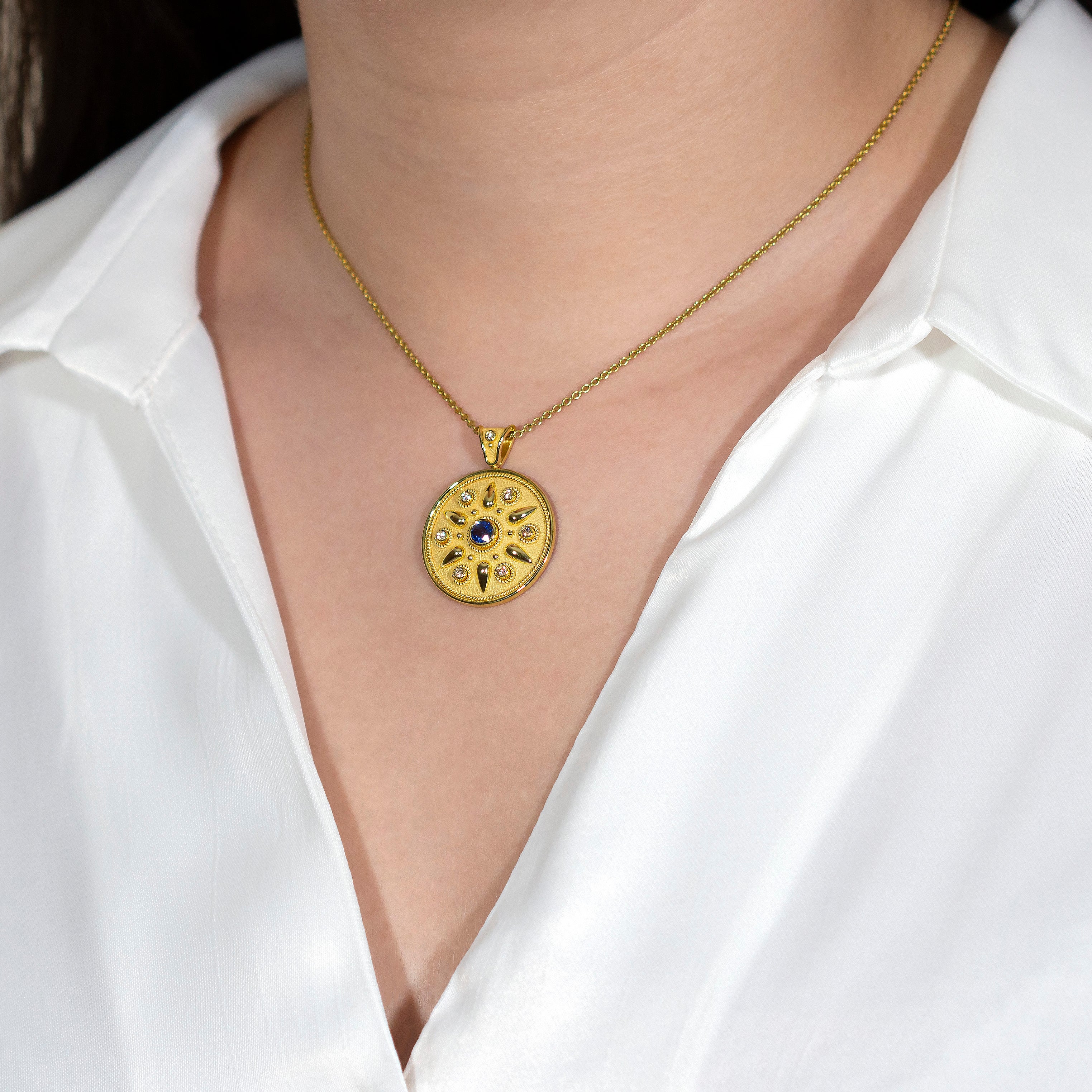 Gold Round Pendant with Sapphire and Diamonds Odysseus Jewelry