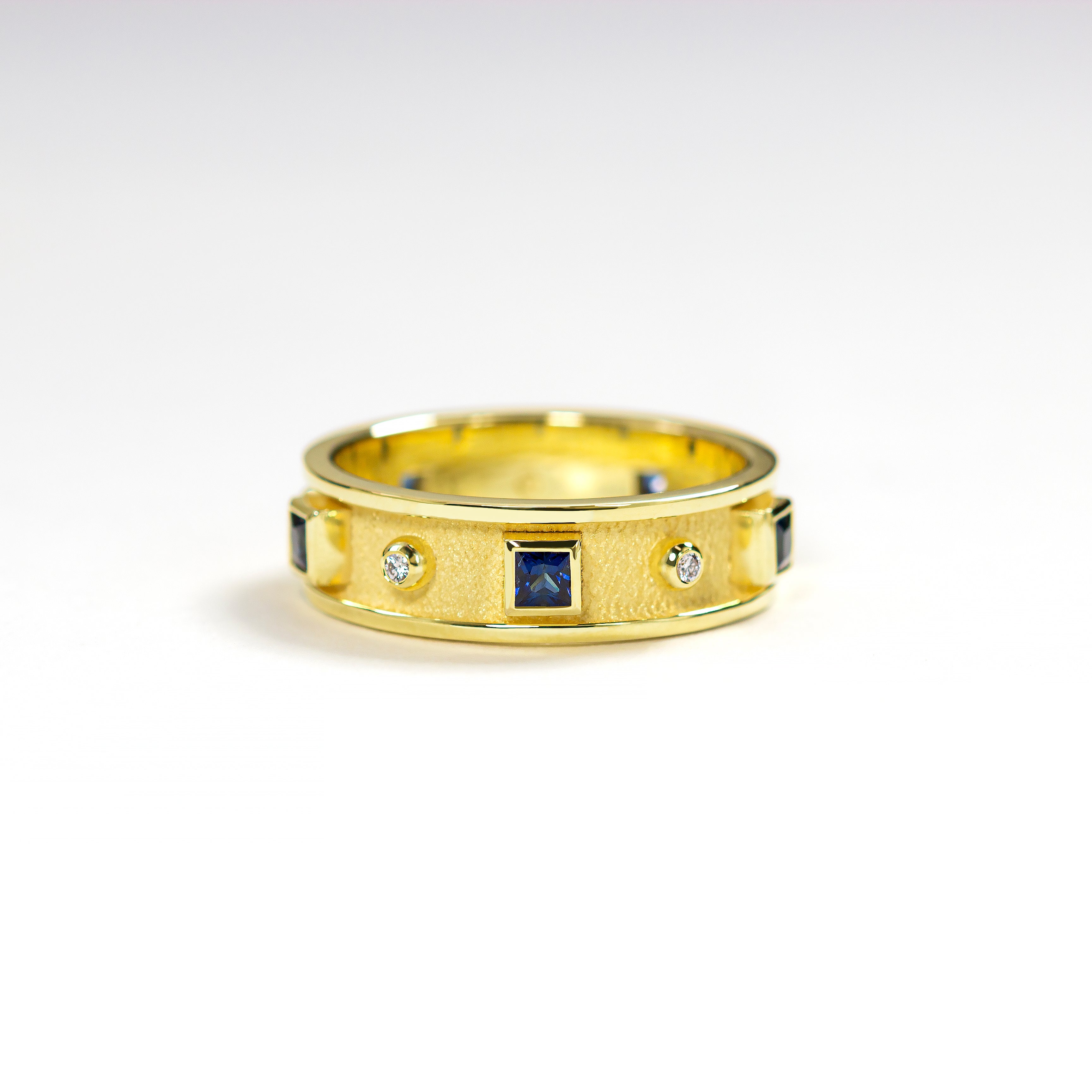 Sapphire Gold Ring with Brilliants Odysseus Jewelry